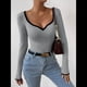 thumbnail image 4 of Camiseta de Larga con Escote Corazón para Mujer, de Punto Acanalado y Ribete en Contraste. Gris L, 4 of 8