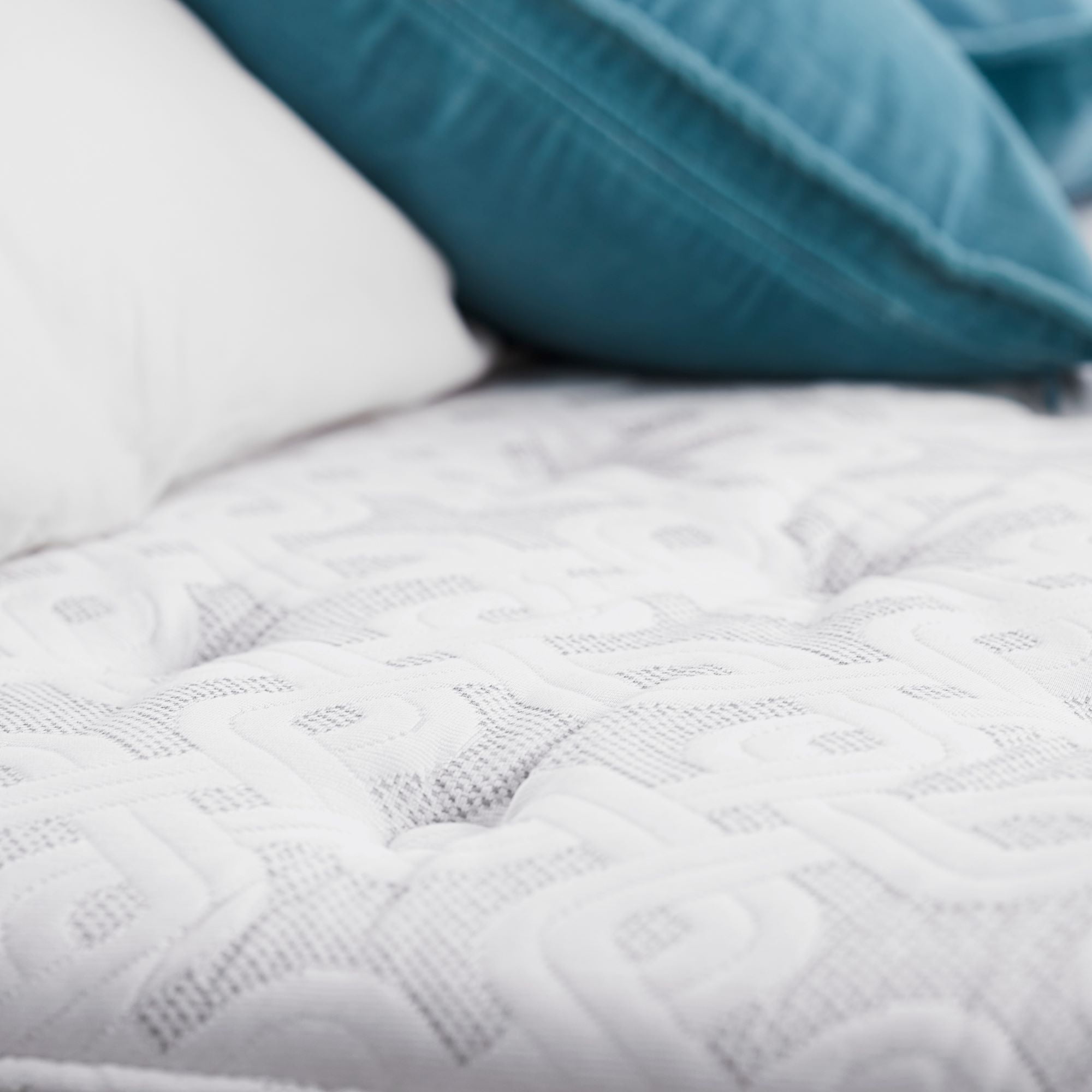 Twin Sealy Response Performance 12-Inch Cushion Firm Tight Top Mattress