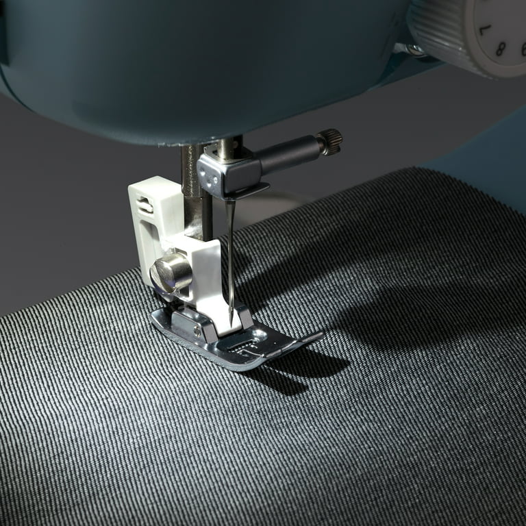 Sewing vinyl with a Brother LX3817 machine and a size 90/14 needle