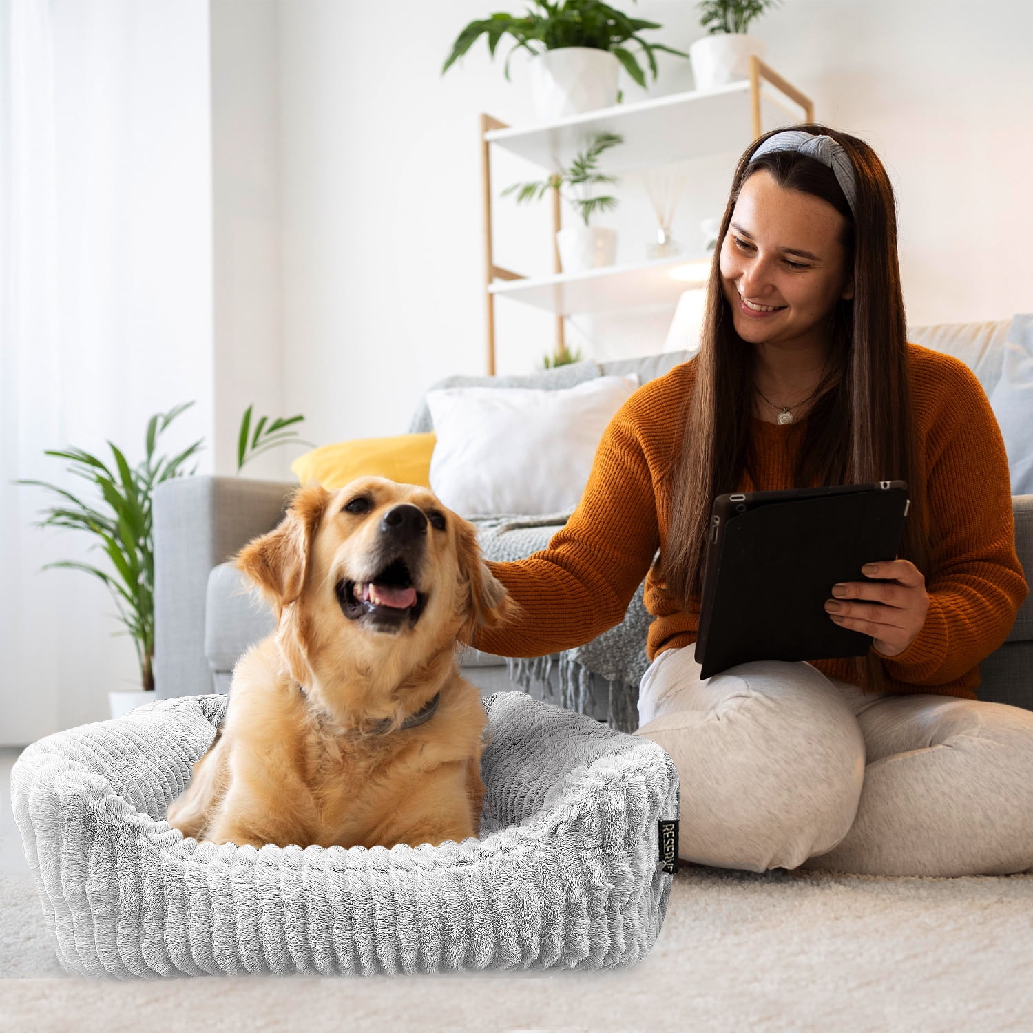 Reserve Jacquard Cuddler, Ultra-Soft & Elegant Pet Bed for Dogs & Cats, Designed for Comfort and Durability