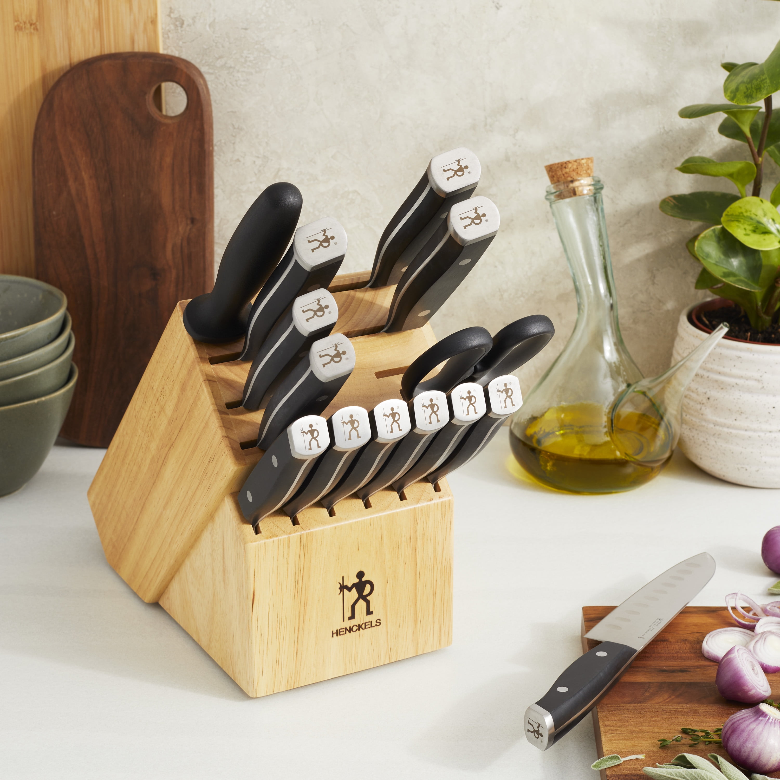 9fabd8cf-eaf9-43c1-bc32-