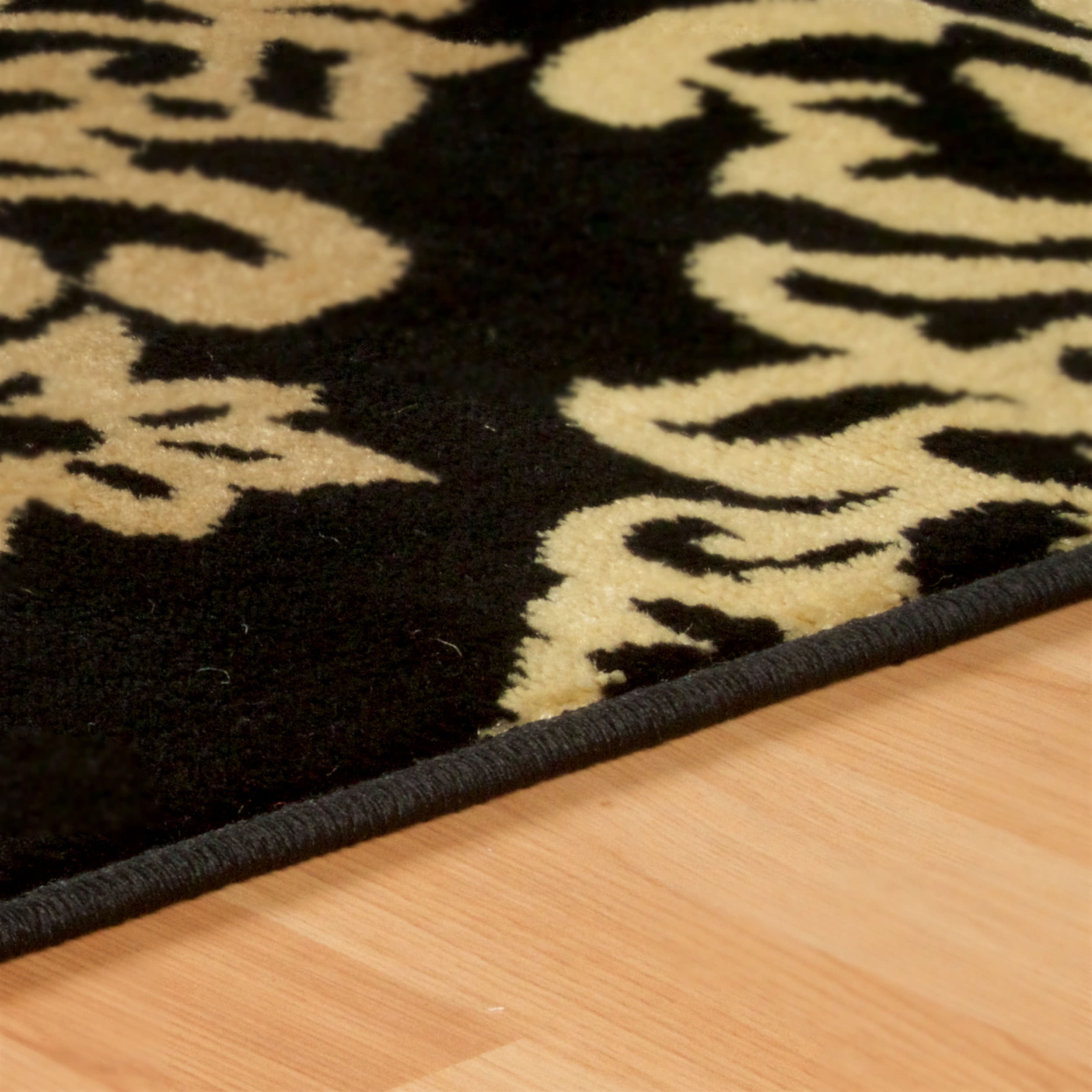 Superior Caldwell Modern Floral Indoor Runner Rugs, Black, 2' 7" x 8'