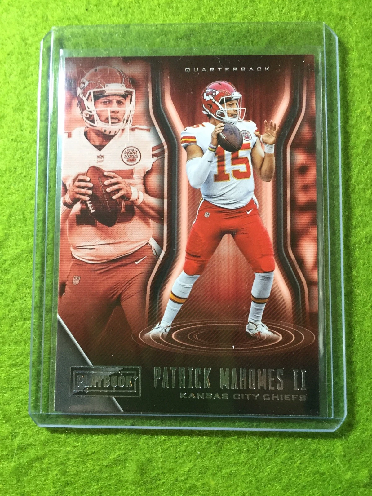 PATRICK MAHOMES CARD JERSEY #15 KANSAS CITY CHIEFS 2018 Panini Playbook Football