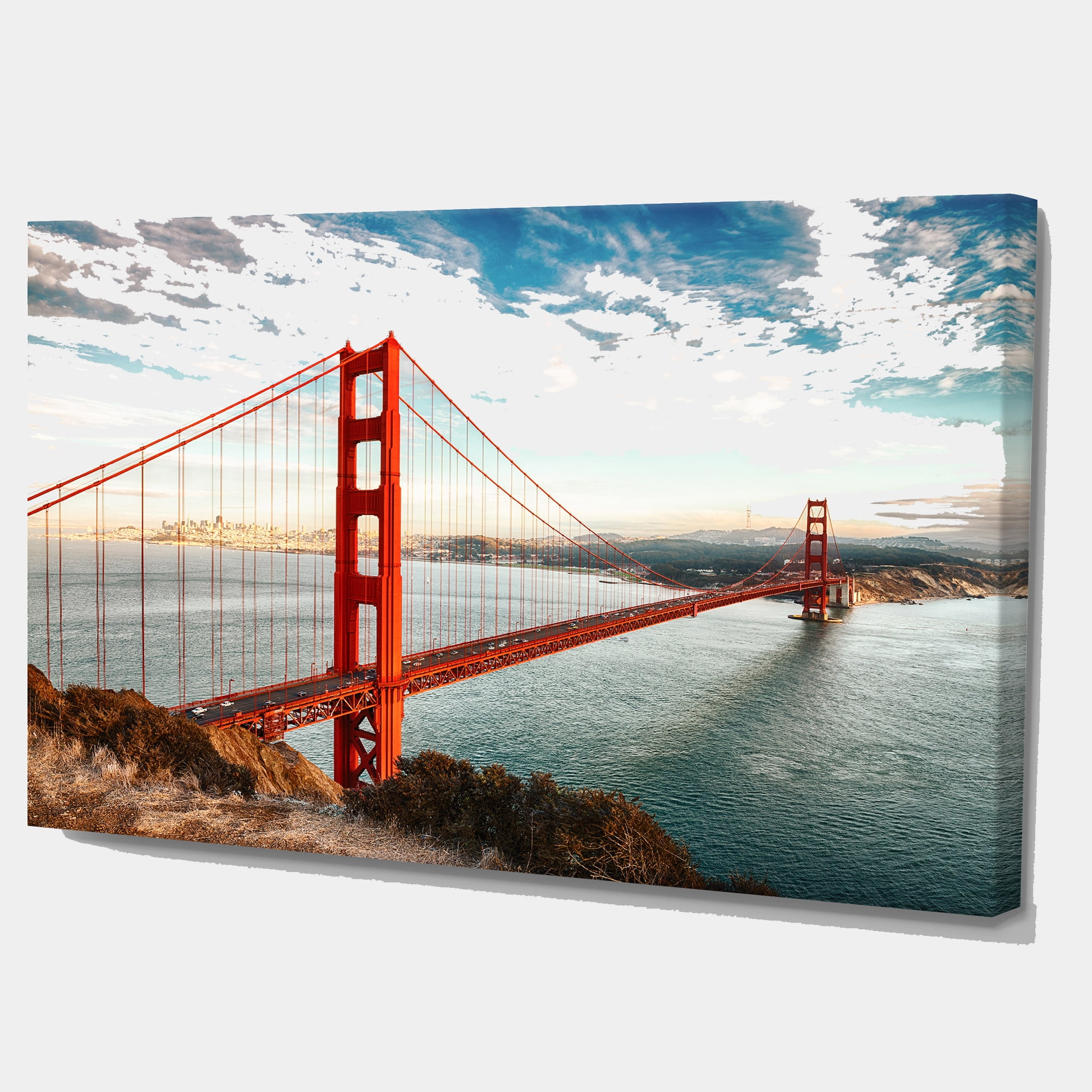 Designart 'Golden Gate Bridge in San Francisco ' Large Sea Bridge Canvas Art Print