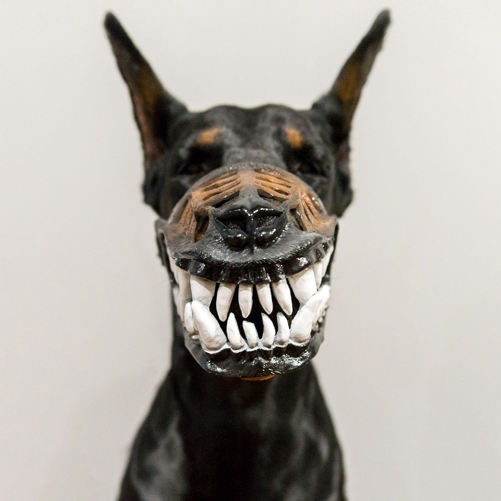 (1PCS) Scary Werewolf Dog Muzzle with Large Teeth - Colorful Zombie Mask, Bane Hilarious for Halloween