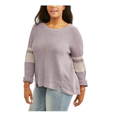 Juniors' Plus Zipper Back Pullover