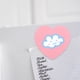 thumbnail image 2 of 500 hojas de notas adhesivas rosas con forma de corazón. Bonitas notas autoadhesivas para oficina, escuela y hogar. Ideales para mensajes, recordatorios y organización., 2 of 6