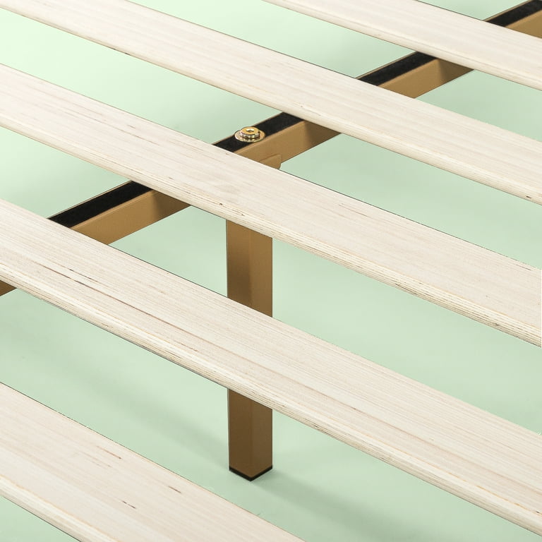Zinus Julia 34 Wood Platform Bed Frame Queen