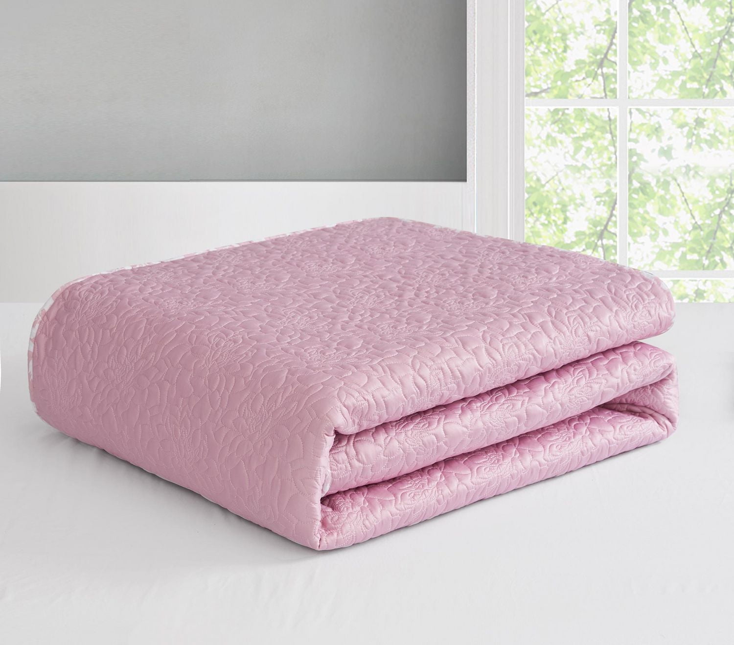 Valerie 3 Piece Reversible Quilt Set