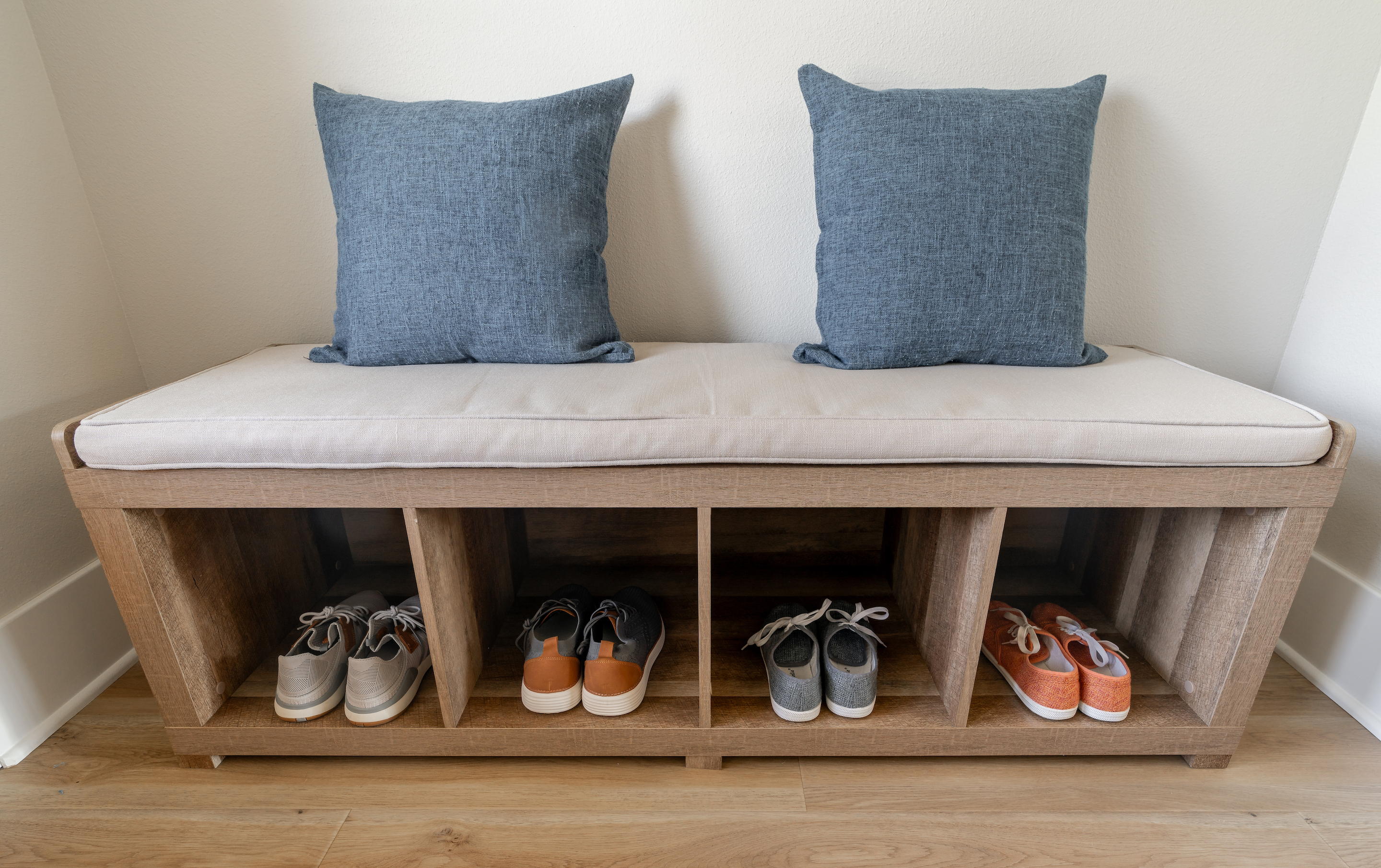 Better Homes & Gardens 4-Cube Shoe Storage Bench, Weathered - image 2 of 7
