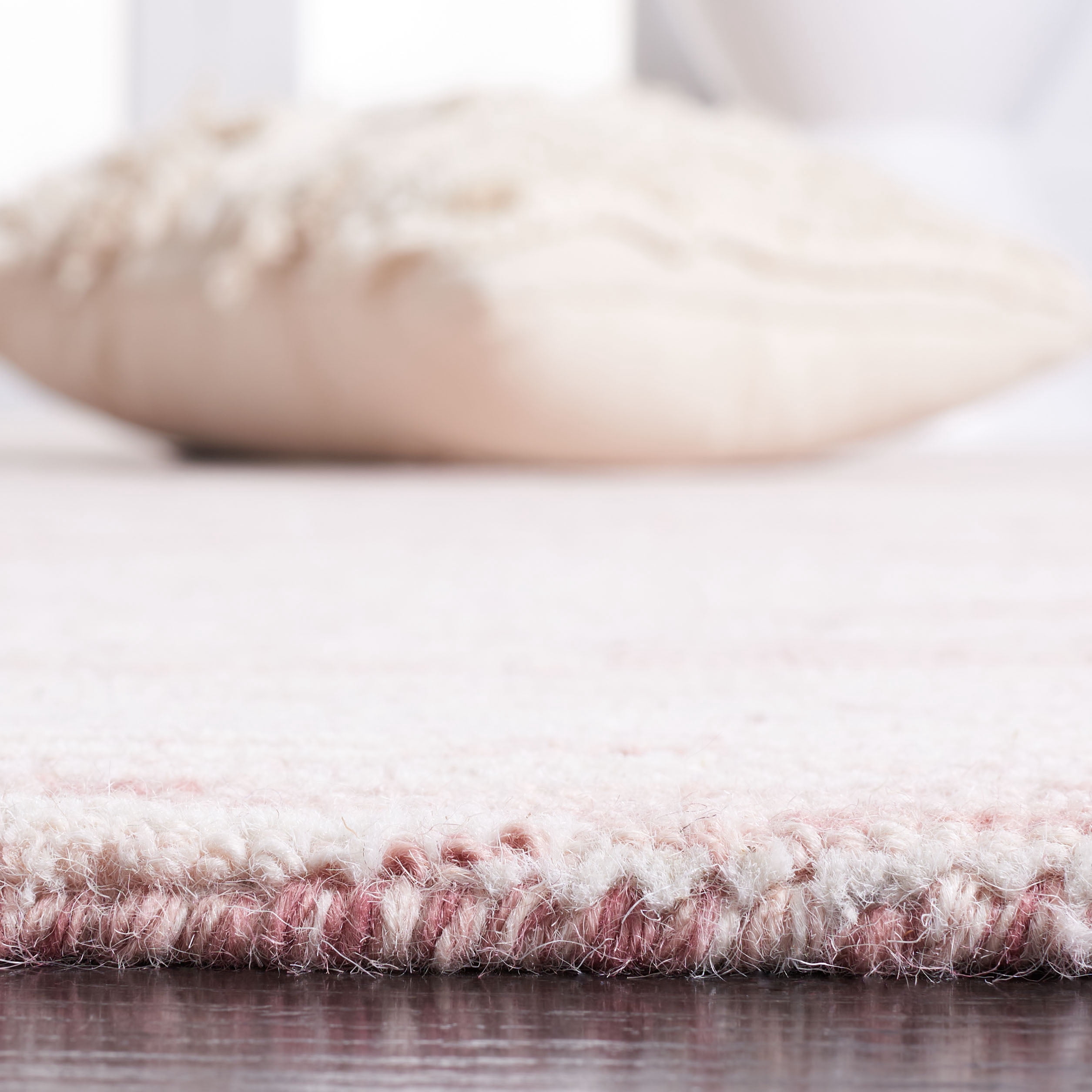 SAFAVIEH Metro Bridget Abstract Area Rug, Pink/Ivory, 6' x 6' Round