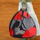 thumbnail image 4 of Bolsa plegable para perros pequeños, gatos, pájaros de hasta 22 libras - Mochila de viaje liviana de 2 libras con fondo resistente, cremallera segura, malla transpirable, 15.7" de diámetro, 4 of 5