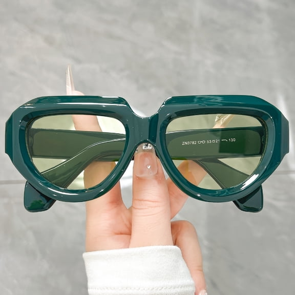 Trendy Oversized Sunglasses for Women Men Fashion Shield Aviator Sun Glasses UV400 Protection Goggles