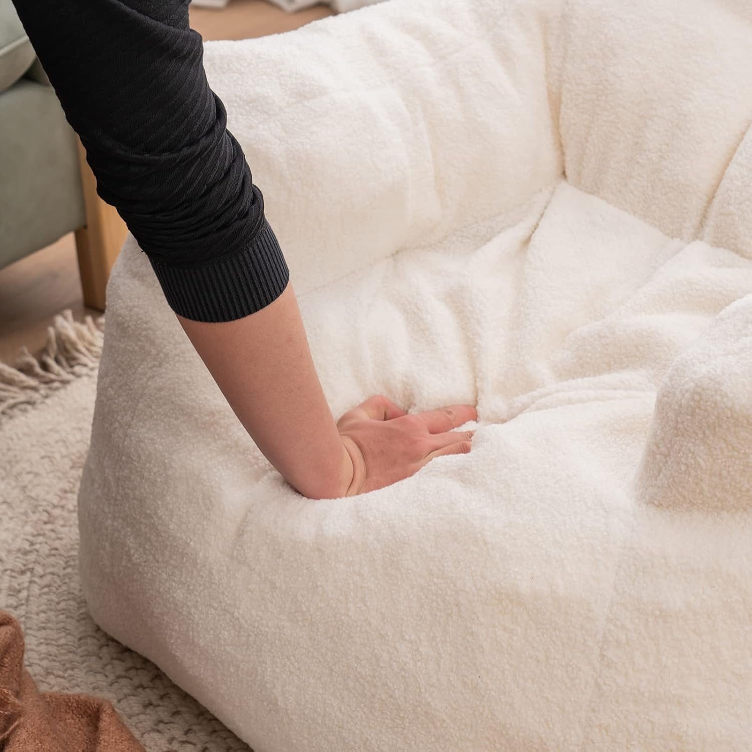 DreamBuck Bean Bag Chairs for Kids and Adults, Big Comfy Chair Sofa for Bedroom Living Room, Large Teddy Fabric Tufted Foam Lazy Bean Bag Chair for Gaming, Reading, White