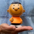 thumbnail image 2 of Figura de Juguete Super7 Franklin Peanuts 13 cm Vinilo, 2 of 7