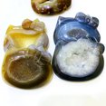 thumbnail image 4 of Artesanía de cristal de ágata Natural tallada a mano, estatua de Hello Kitty de ágata geoda Druzy para decorar, 4 of 4