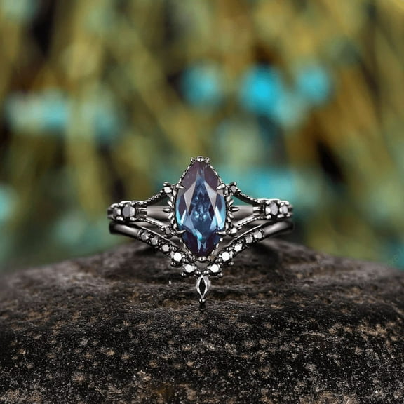 Marquise Cut Alexandrite Engagement Ring Set - Witchy Rhodium Black Promise Ring - Gothic Black Wedding Anniversary Ring - valentine's day Gift For Her