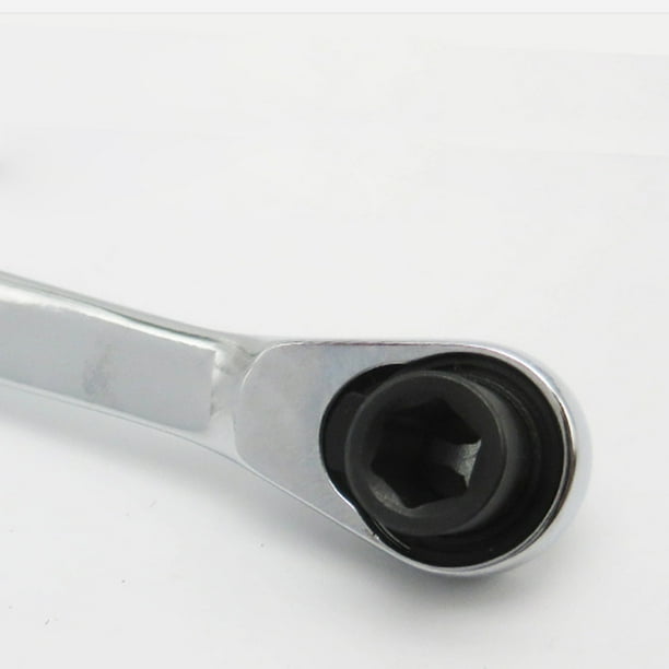 Small outlet ratchet spanner