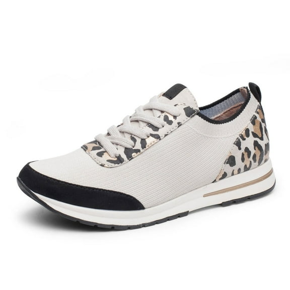 Me Too Landyn Easy Slip On Comfort Knit Lace Up Rounded Toe Sneakers Nude Mesh (Nude Mesh, 6)