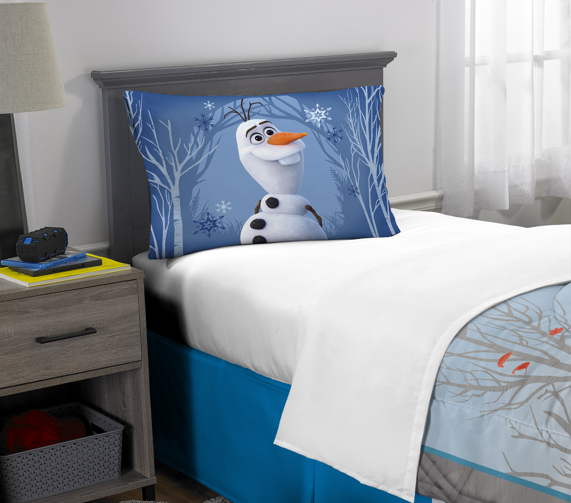 Disney Frozen Olaf Kids Comforter and Sham, 2-Piece Set, Twin/Full, Reversible, Gray - image 4 of 15