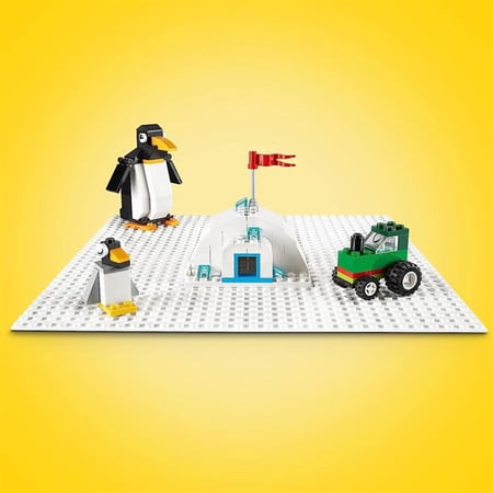 レゴ(LEGO) クラシック 基礎板(ホワイト) おもちゃ 玩具 誕生日 プレゼント ブロック 知育 男の子 女の子 子供 4歳 5歳 6歳 ご