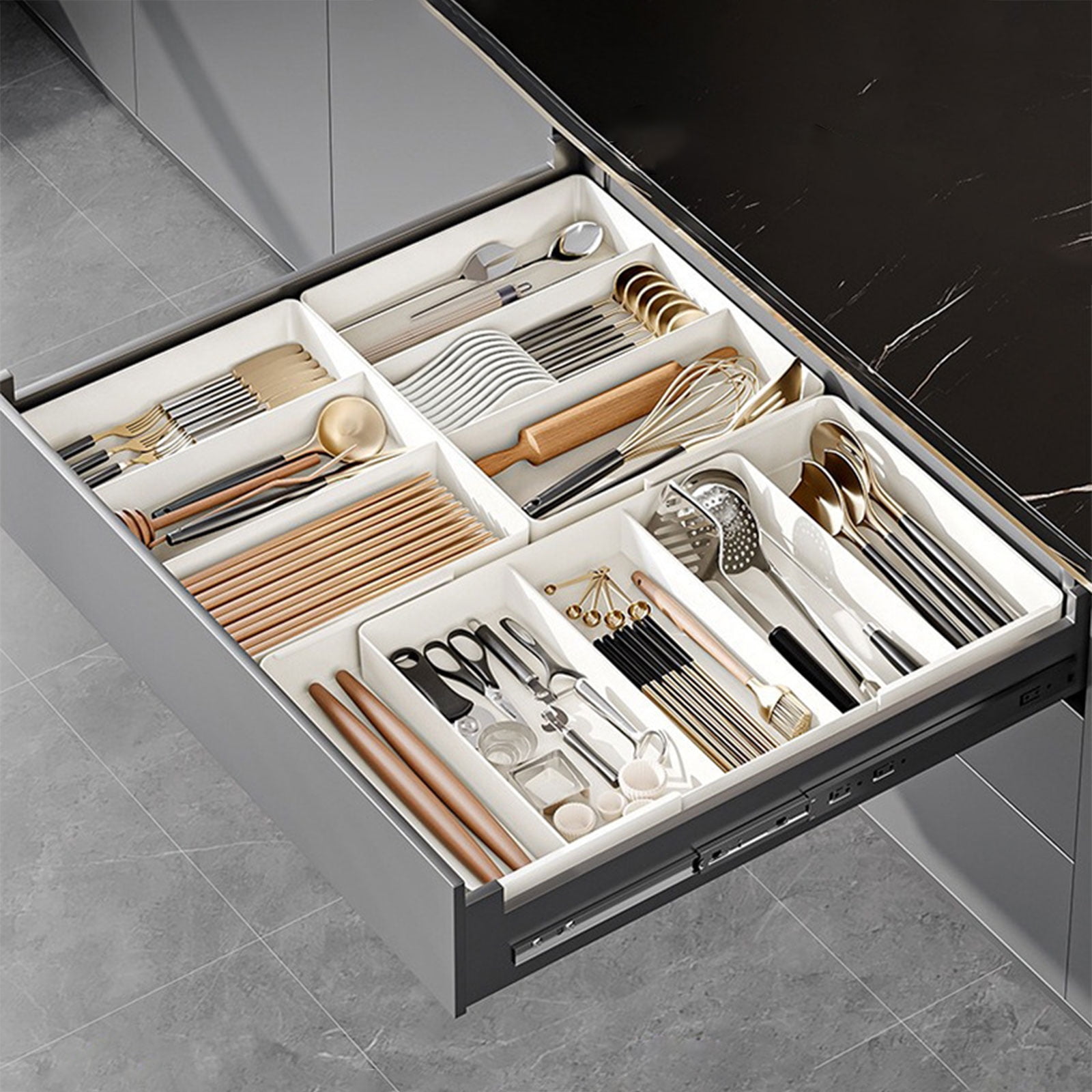 Expandable Drawer Organizers for Kitchen Utensils Adjustable Tray with Multiple Compartments for Spoons Forks and Cutter