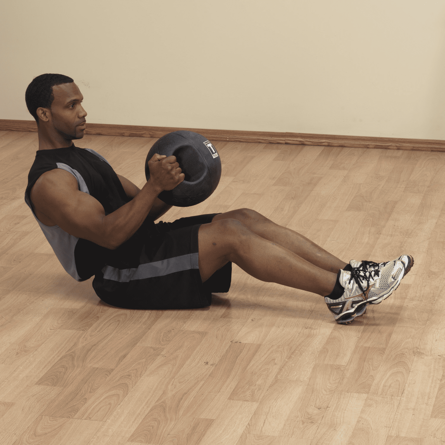 BSTDMB14 14lb BLack Dual Grip Medicine Ball