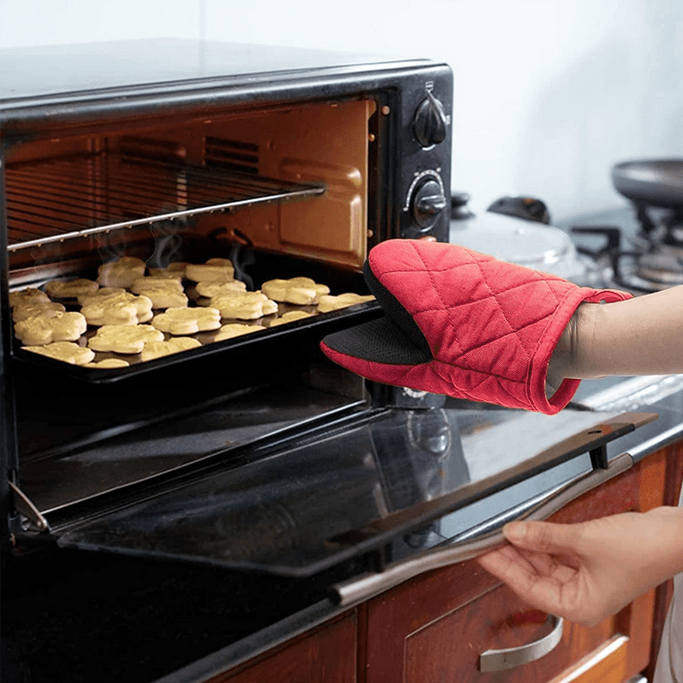 1 Pair Short Oven Mitts, Heat Resistant Silicone Kitchen Mini Oven Mitts  for 500 Degrees, Non-Slip Grip Surfaces 