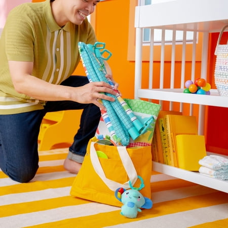 Bright Starts Wild Wiggles Baby Activity Gym & Play Mat, FoldAway Toy Bar, Newborn, Unisex (Green)