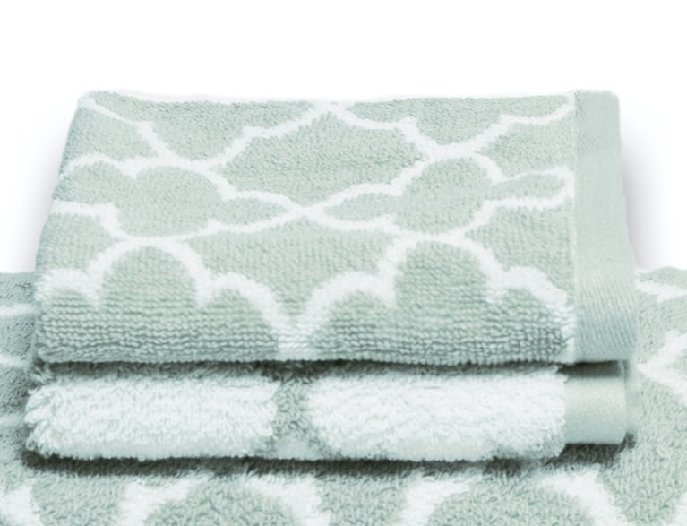Irongate 6-Piece 100% Cotton Bath Towel Set in White/Spa Blue