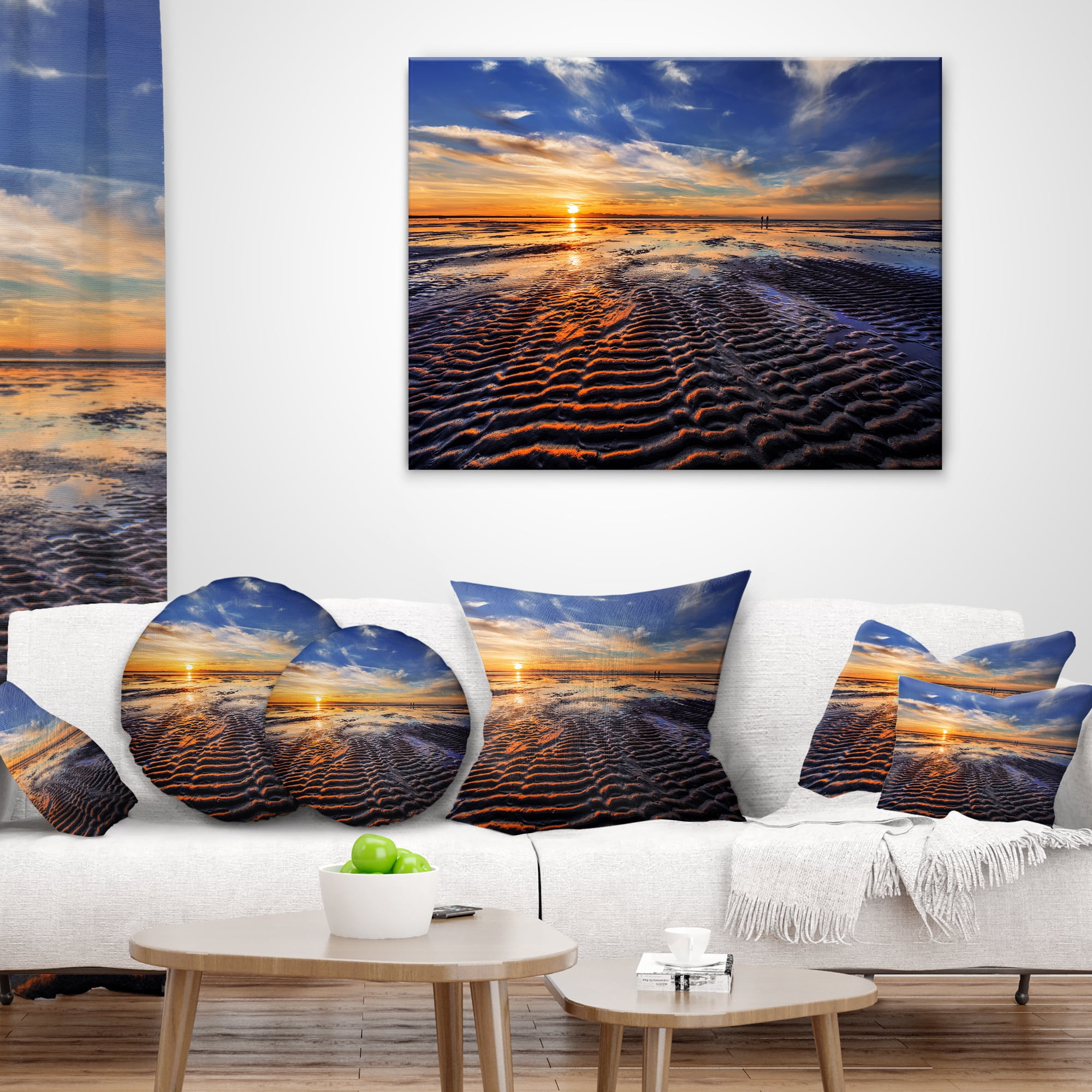 Designart Waves On the Sand During Sunset - Seashore Throw Pillow - 18x18