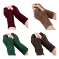 thumbnail image 1 of Paquete 4 Guantes Sin Dedos Invierno Frío Navidad Lana, 1 of 6