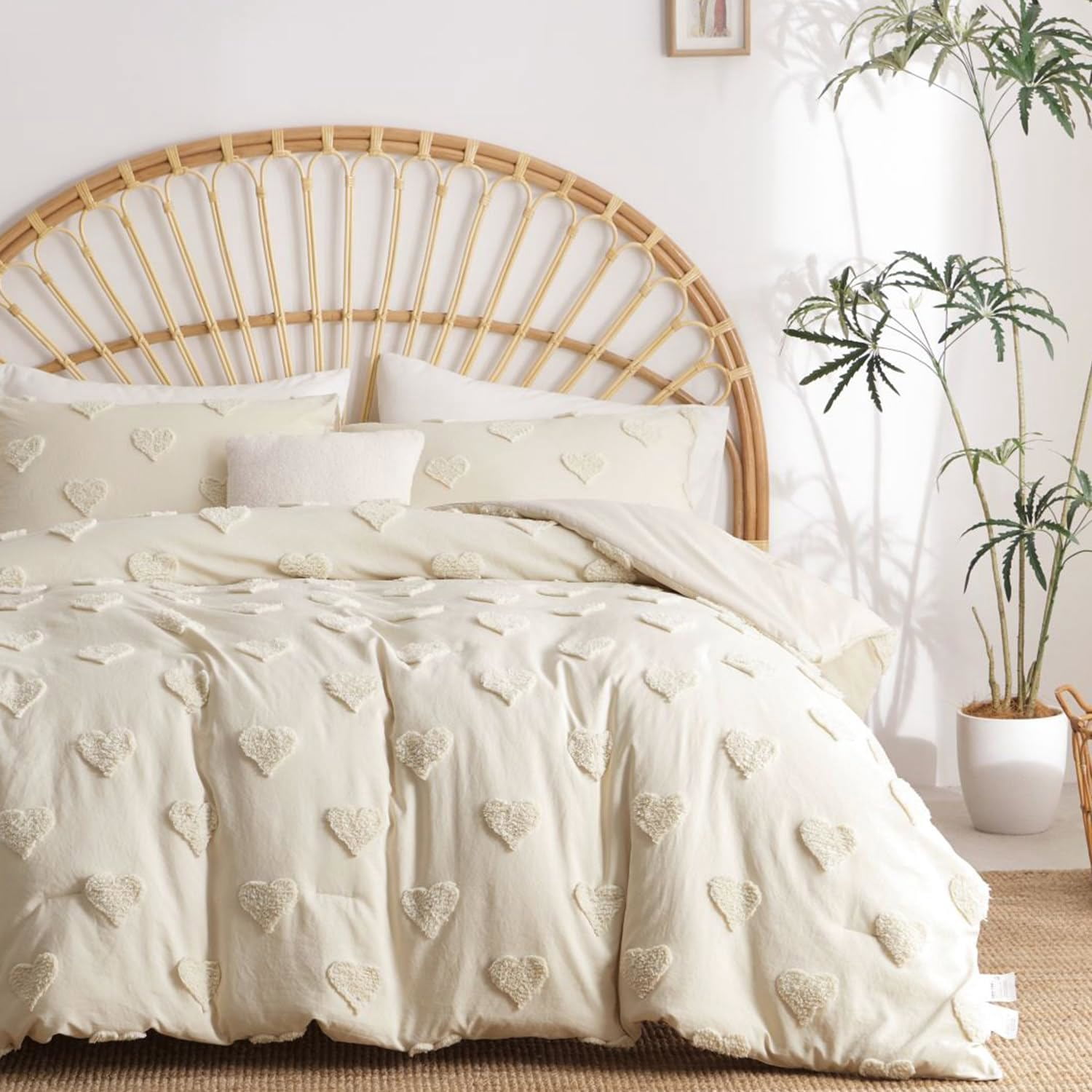 3 Pieces Tufted Heart Dot Beige Queen Comforter Set Boho Ultra Soft Jacquard Lightweight Comforter Shabby Chic Washed Microfiber Bedding Set
