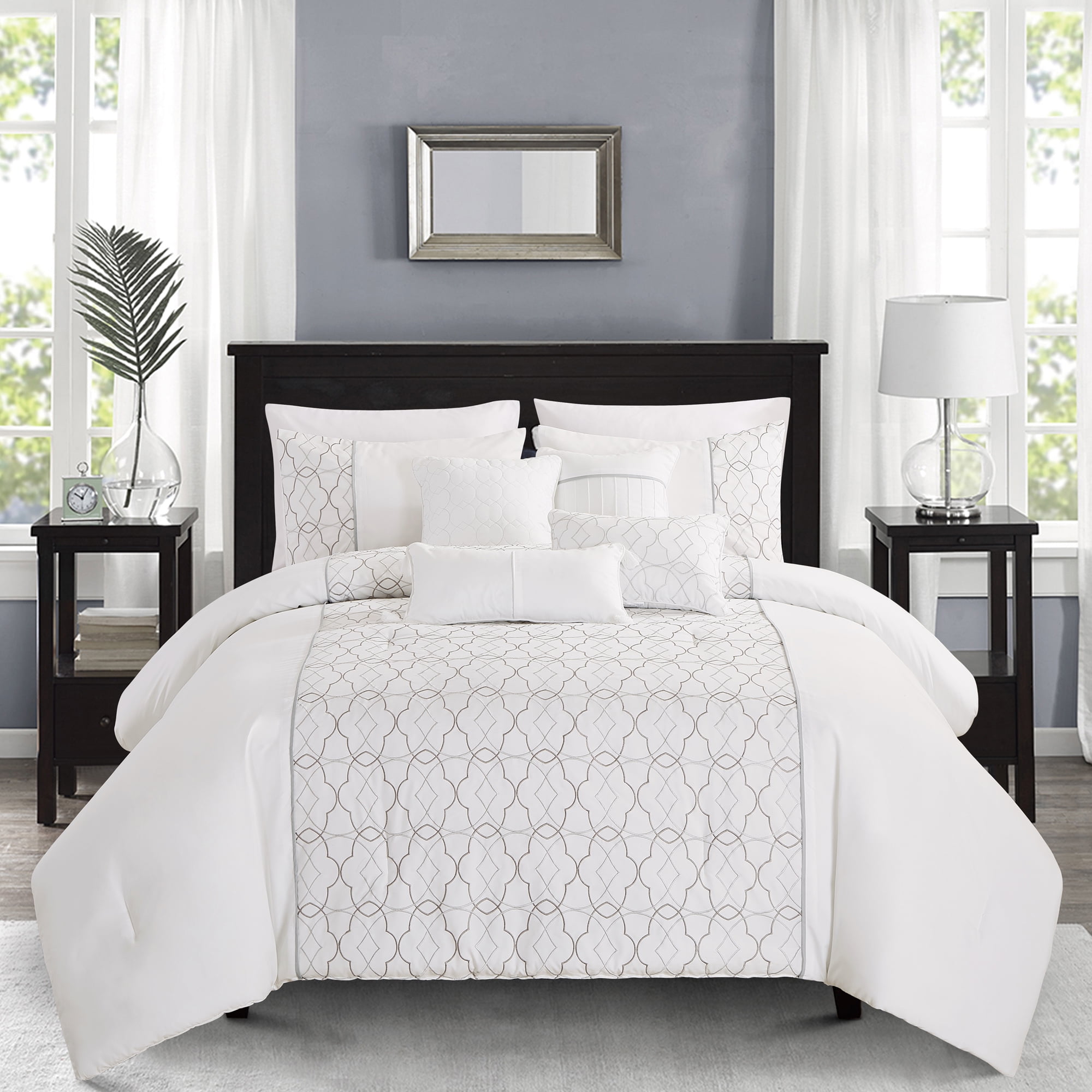 white bed comforters