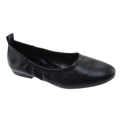 nine west greige ballet flat