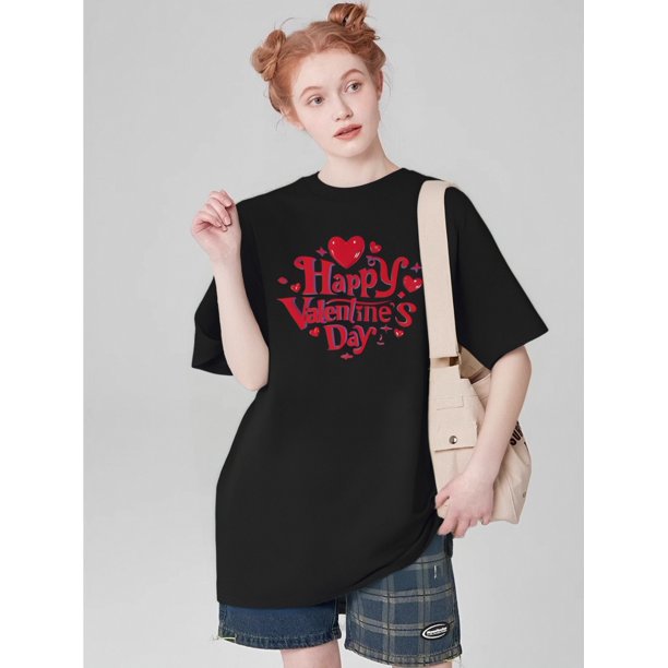 A Round-Neck Printed T-Shirt, Vintage Casual Printed Top for Women.