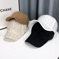 thumbnail image 4 of Gorras de béisbol con letras M y diamantes de imitación para mujer, gorros brillantes ajustables a la moda de Hip Hop, para viajes al aire libre, combina con todo, primavera 2023, 4 of 5