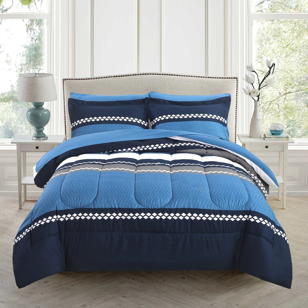 Literie Marina Décoration ultra douce et luxueuse en duvet d'oie, alternative au duvet d'oie, imprimée, avec draps et motif à rayures géométriques bleu marine
