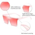 thumbnail image 4 of Gafas de sol cuadradas de gran tamaño para mujeres y hombres, gafas de sol de moda con parte superior plana y montura negra grande, mono Retro, gafas de sol de moda, 4 of 5
