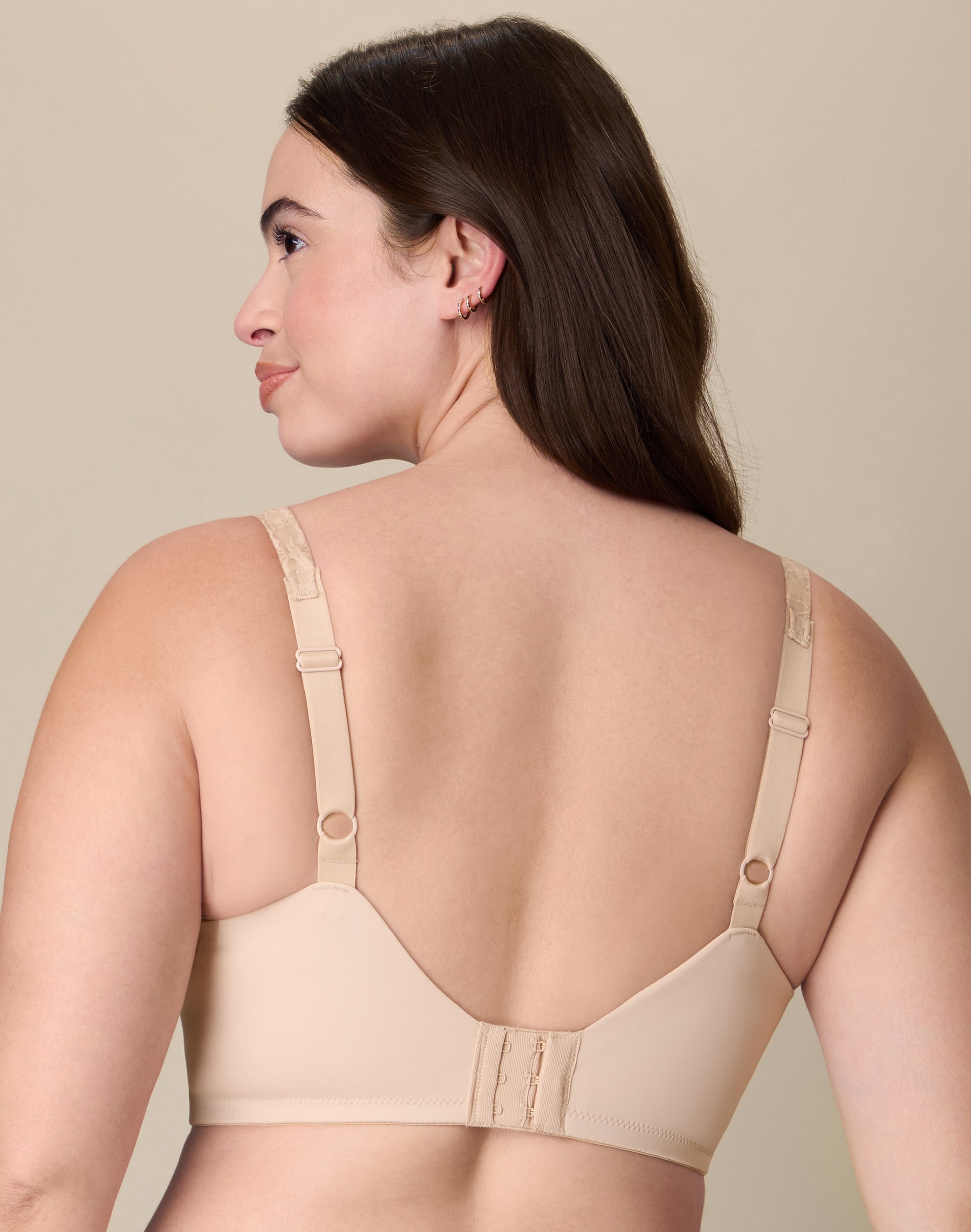 Playtex Full-Coverage Wireless T-Shirt Bra, Moisture-Wicking  Almond 46DD Women's