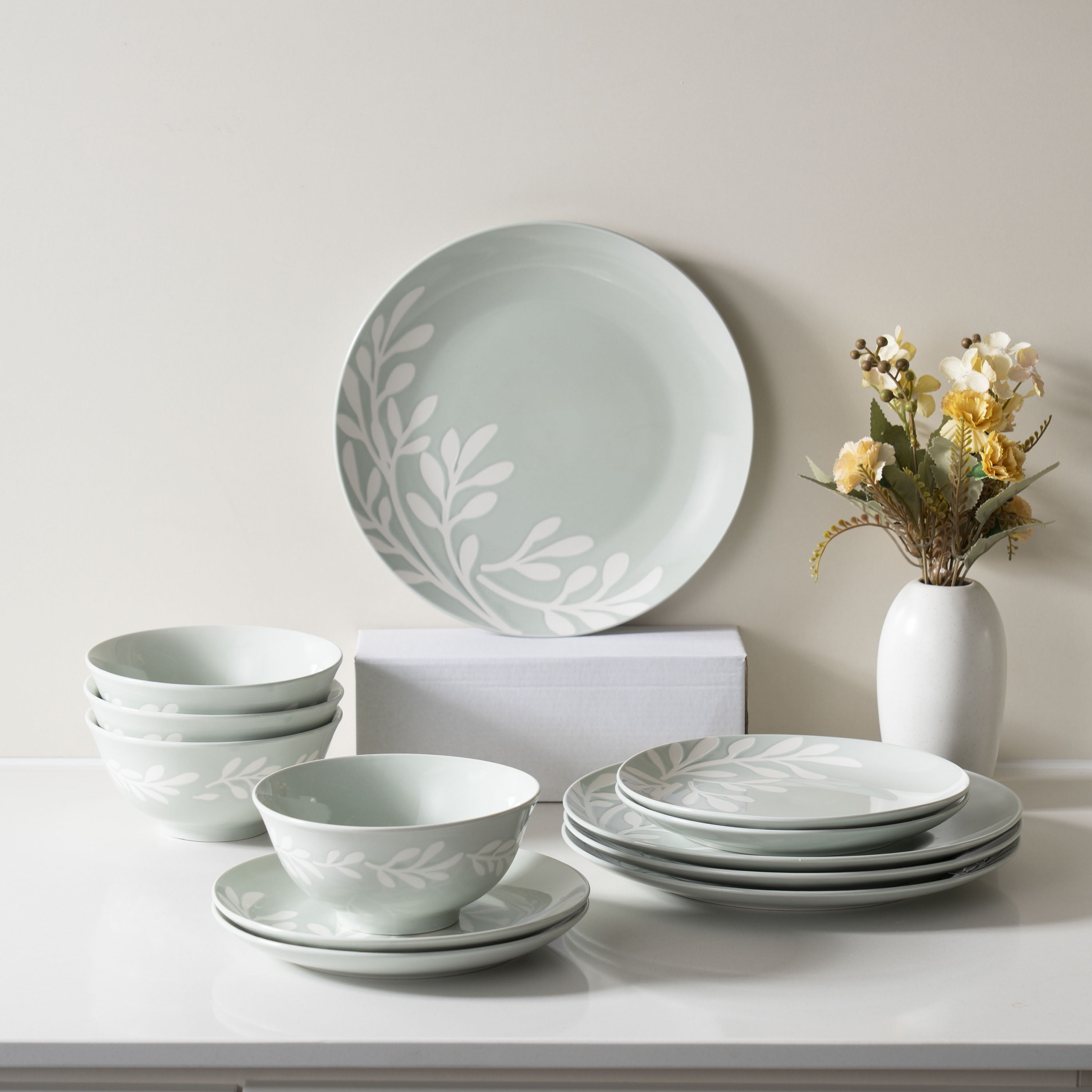 Mainstays Emelie Green 12-Piece Stoneware Dinnerware Set