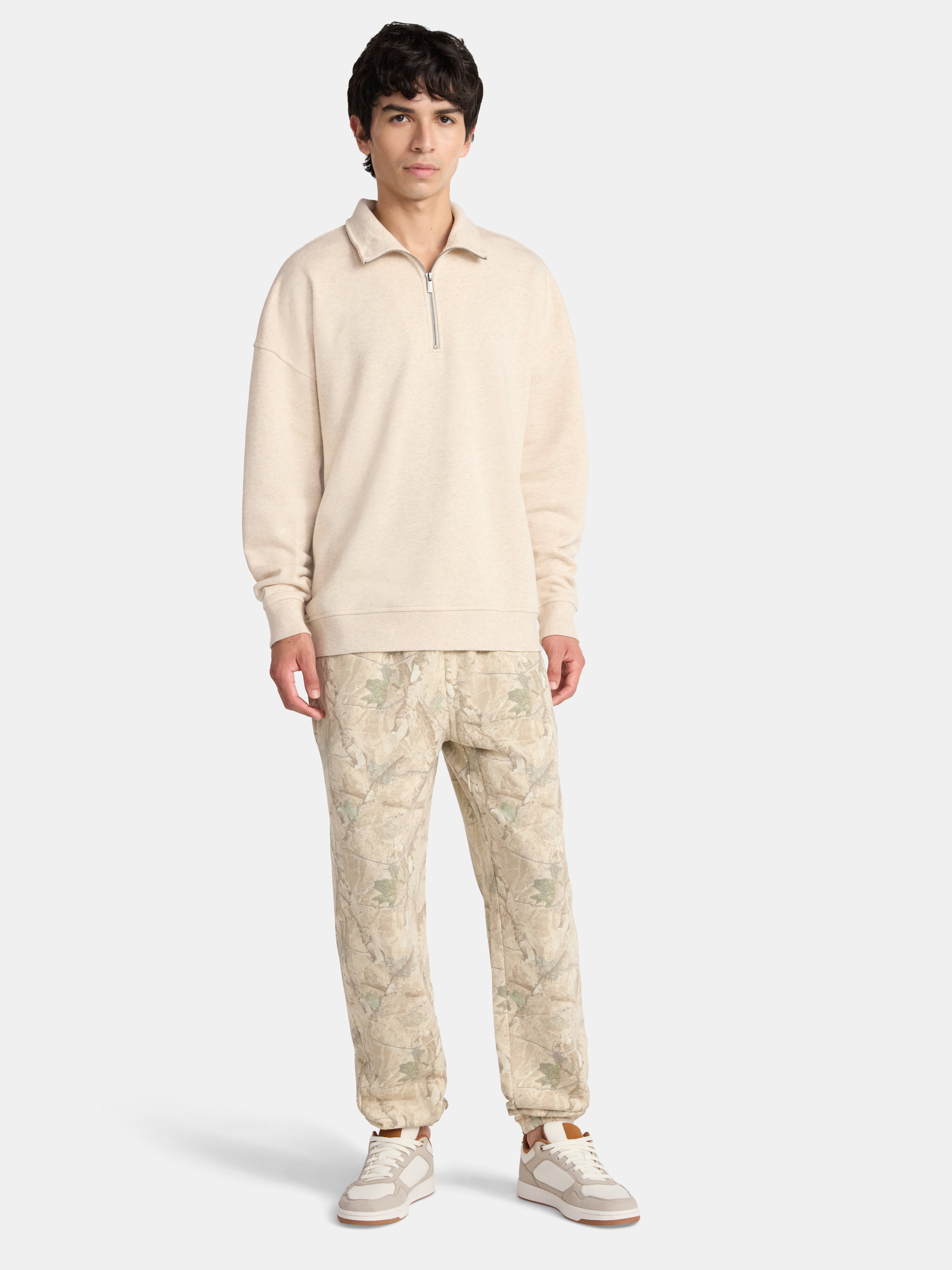 No Boundaries Oversized Quarter Zip Pullover with Long Sleeves, Men's & Big Men's