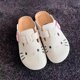 thumbnail image 5 of Miniso Hello Kitty Cat Kawaii zapatillas de Anime verano mujer nuevos zapatos planos de suela gruesa dulce dibujos animados zapatillas antideslizantes al aire libre, 5 of 5