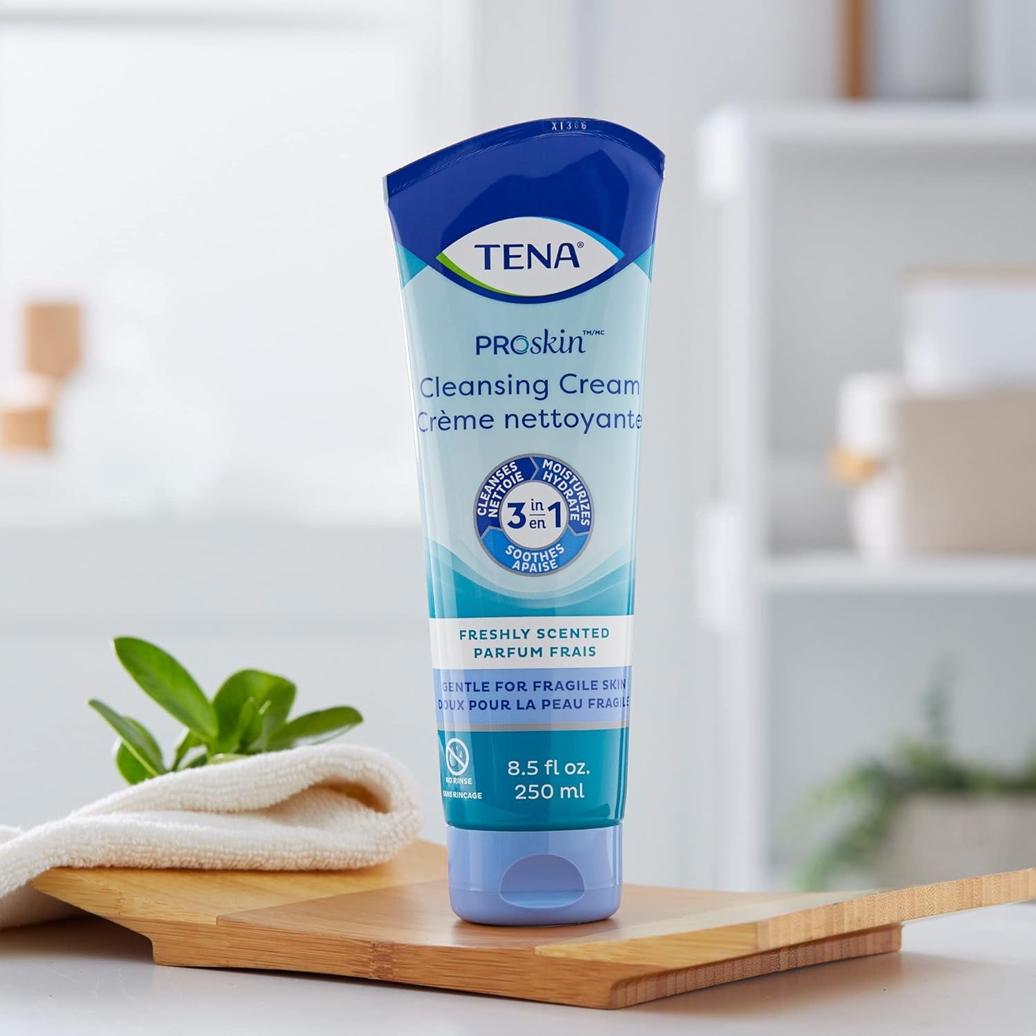 TENA ProSkin Cleansing Cream Rinse-Free Body Wash, Mild Scent, 10 Ct
