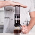 thumbnail image 2 of AeroPress Clear Black Coffee Press – Método de preparación 3 en 1 que combina prensa francesa, espresso, café con cuerpo sin arena ni amargor, pequeña cafetera portátil para acampar y viajar, negro, 2 of 5