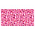 thumbnail image 1 of Mantel de San Valentín Xeyise con estampado de corazones y colores vibrantes que crea un ambiente romántico para una cena. Material de Peva., 1 of 8