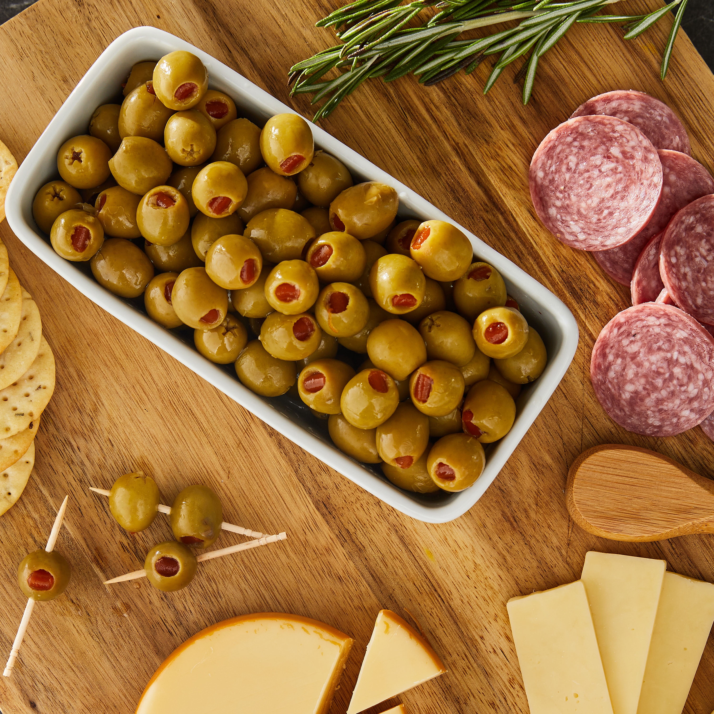 Great Value Stuffed Manzanilla Olives with Minced Pimento, 21 oz