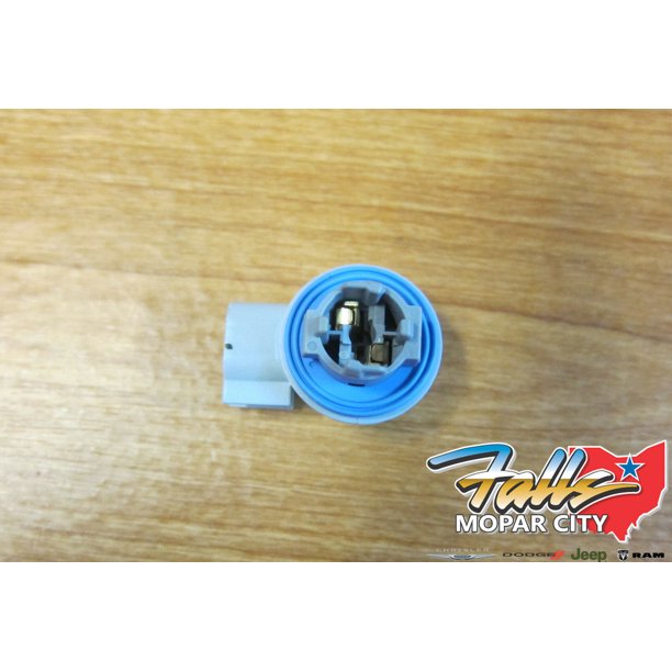 20022019 Dodge Ram 15003500 Right and Left License Plate Lamp Socket