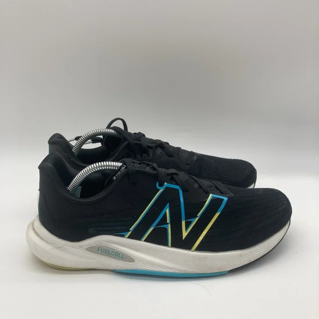 Mens 10.5 2E New Balance Fuelcell Rebel V2 MFCXLK2 Black Running Shoes Sneakers