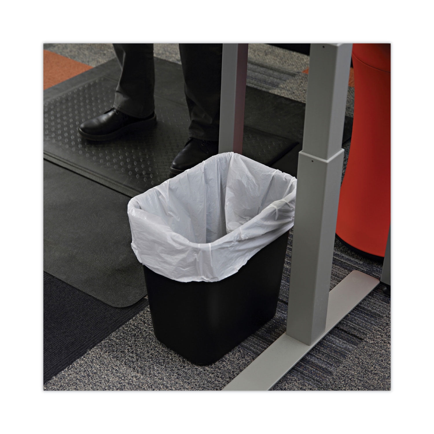 Boardwalk Linear Low Density Industrial Trash Bags, 16 gal, 0.5 mil, 24 x 32, White, 500/Carton